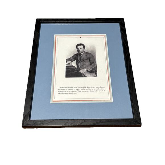 Framed Photo Albert Einstein in the Bern patent office - Picture 1 of 5